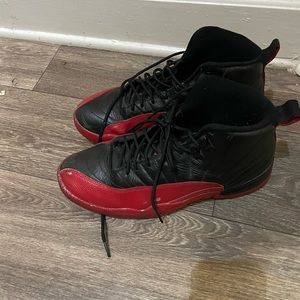 Air Jordan 12 Retro size 9.5